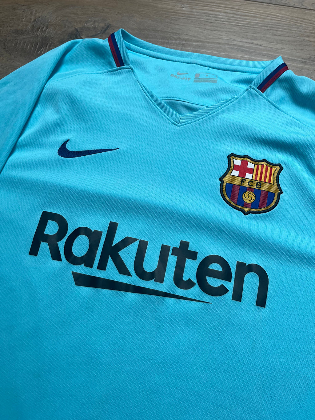 Barcelona 17/18 Away Jersey Neymar Jr. - L