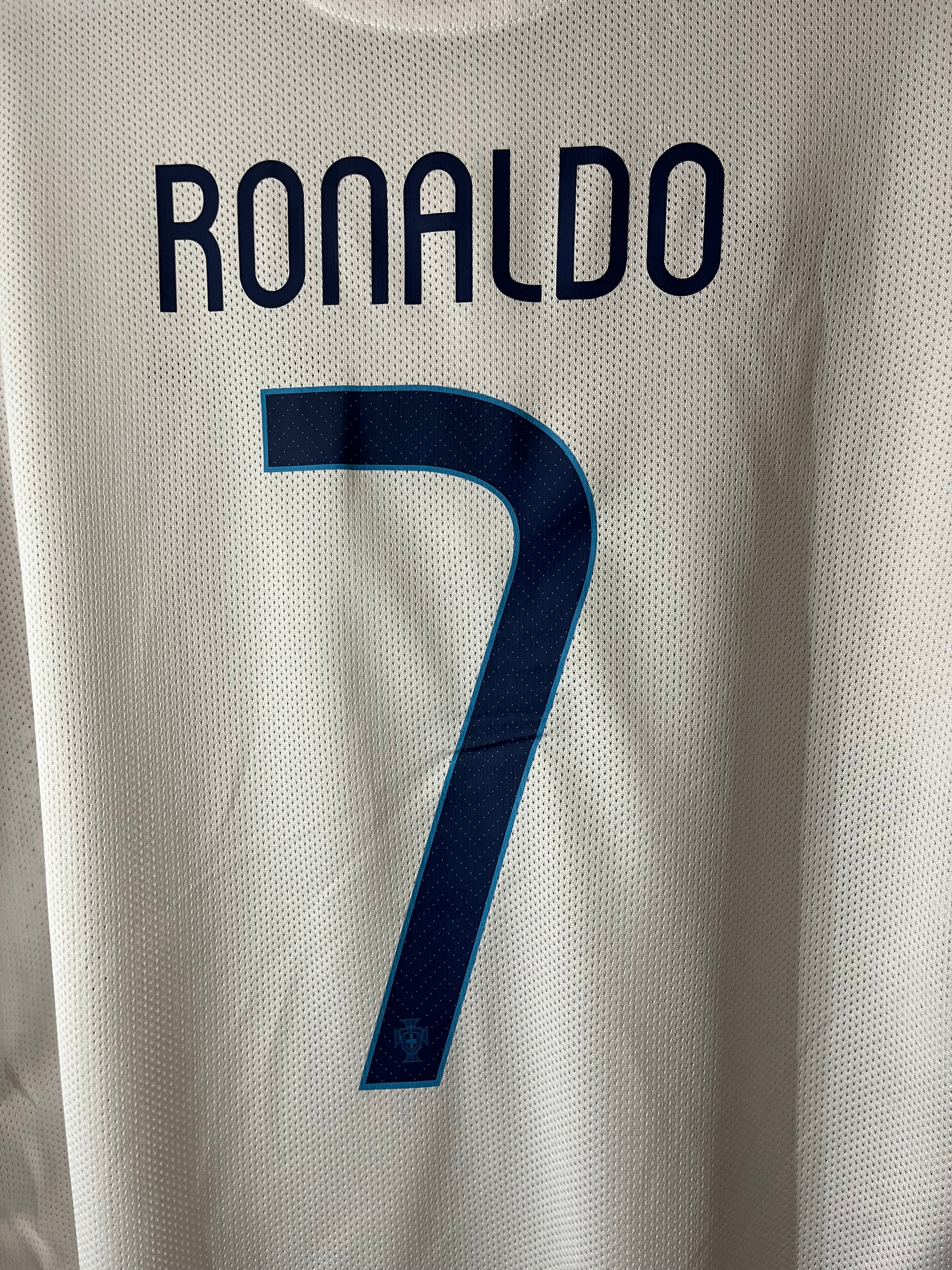BNWT - Portugal 2014 Away Jersey Ronaldo - L