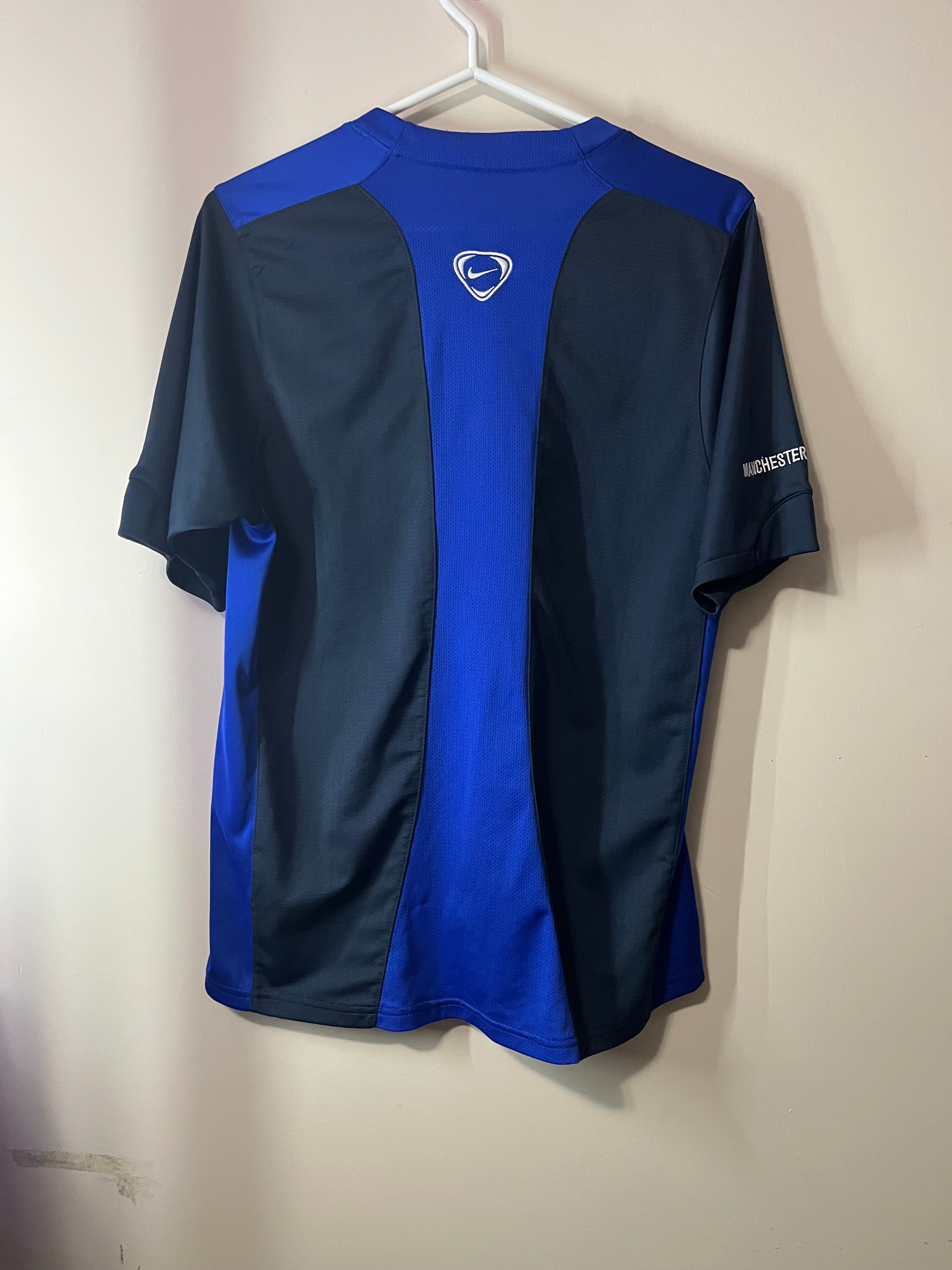 Manchester United 05/06 Training Jersey - S