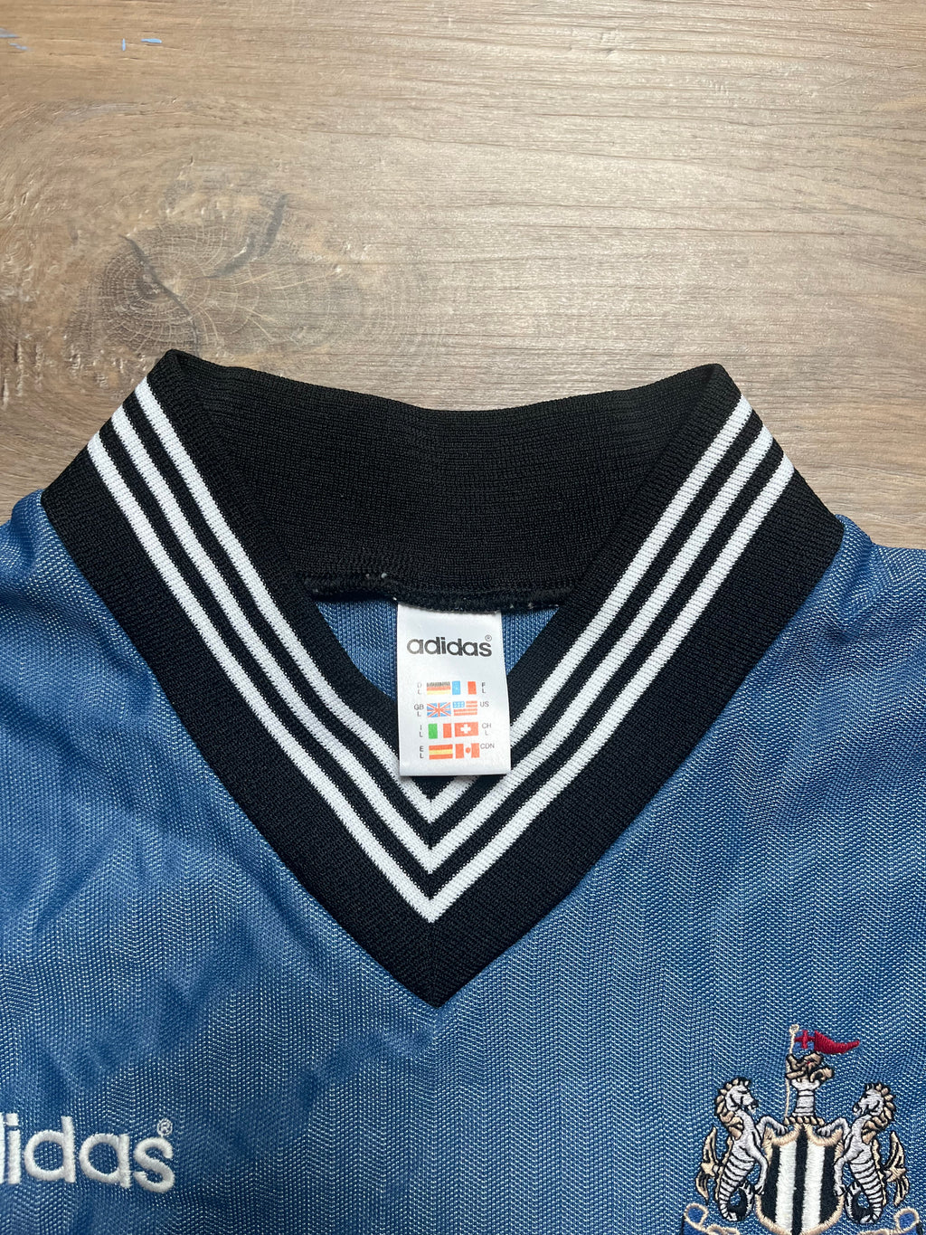 Newcastle 95/96 Away - L
