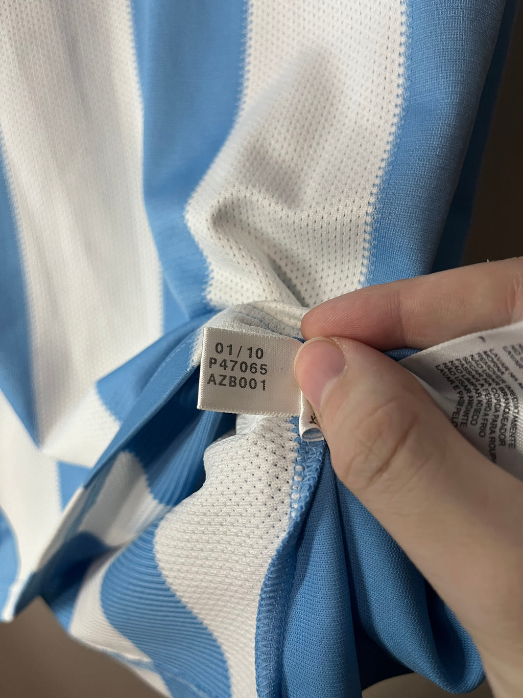 Argentina 2010 Home Jersey Messi - YXL (S)