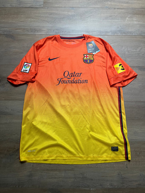 BNWT - Barcelona 12/13 Away Jersey Messi - XL