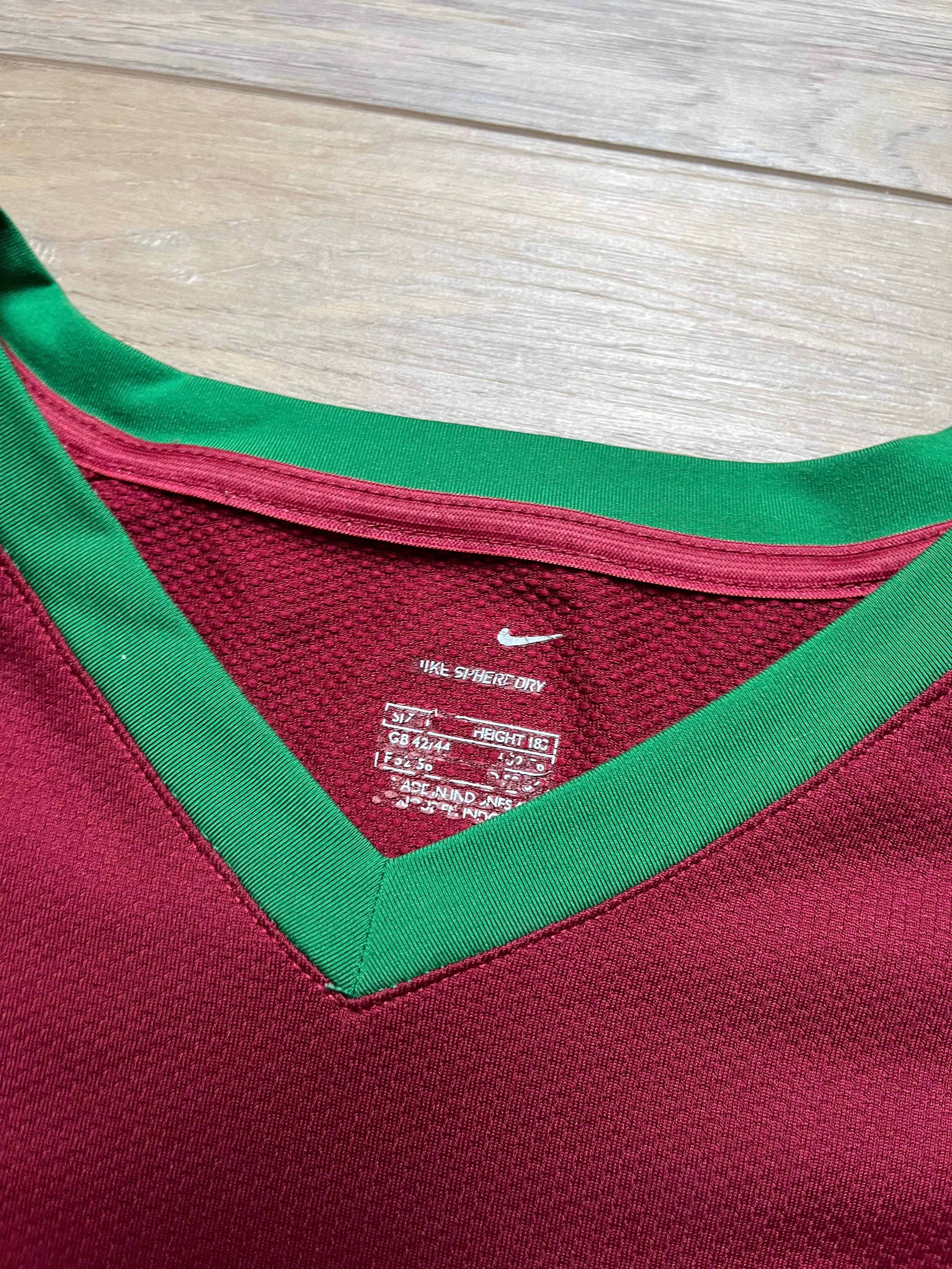 Portugal 06/08 Home Jersey Ronaldo - L