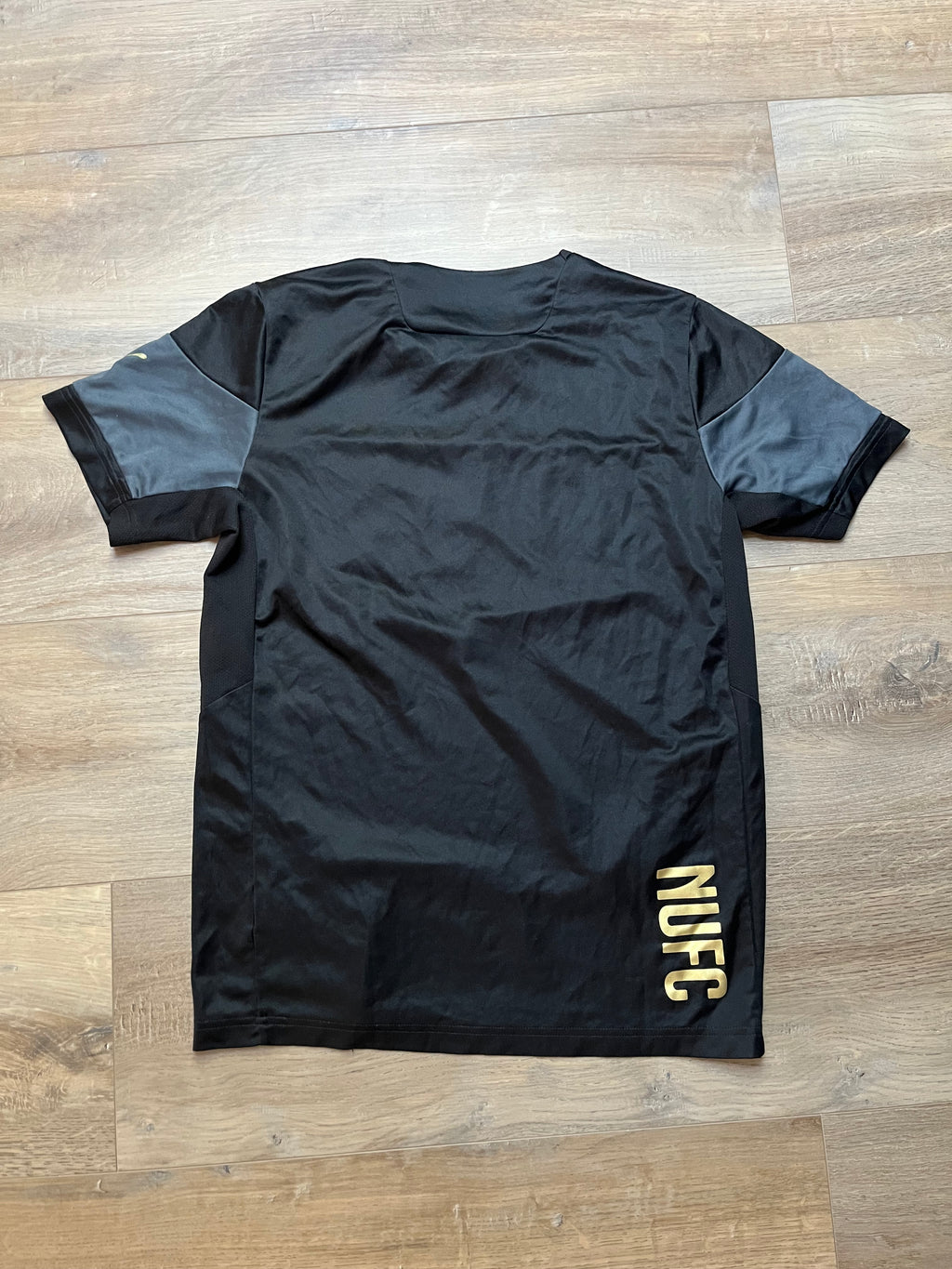 Newcastle 14/15 Travel/Training Jersey - M