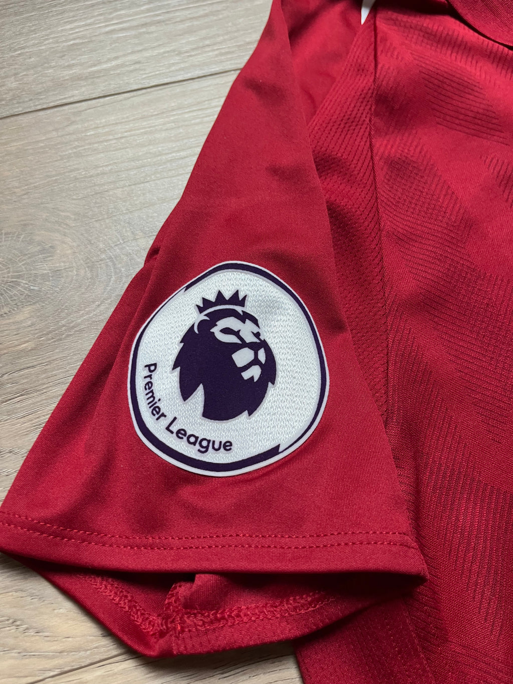 Liverpool 18/19 Home Jersey Salah - M