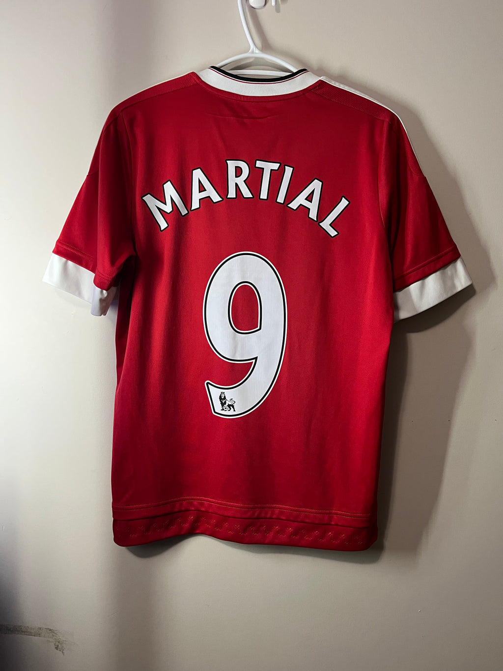 Manchester United 15/16 Jersey Martial - YXL (S)