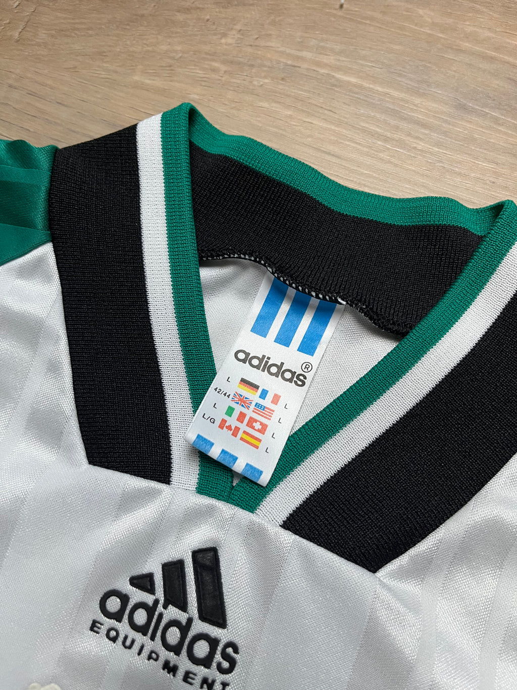 Liverpool 93/94 Away - L