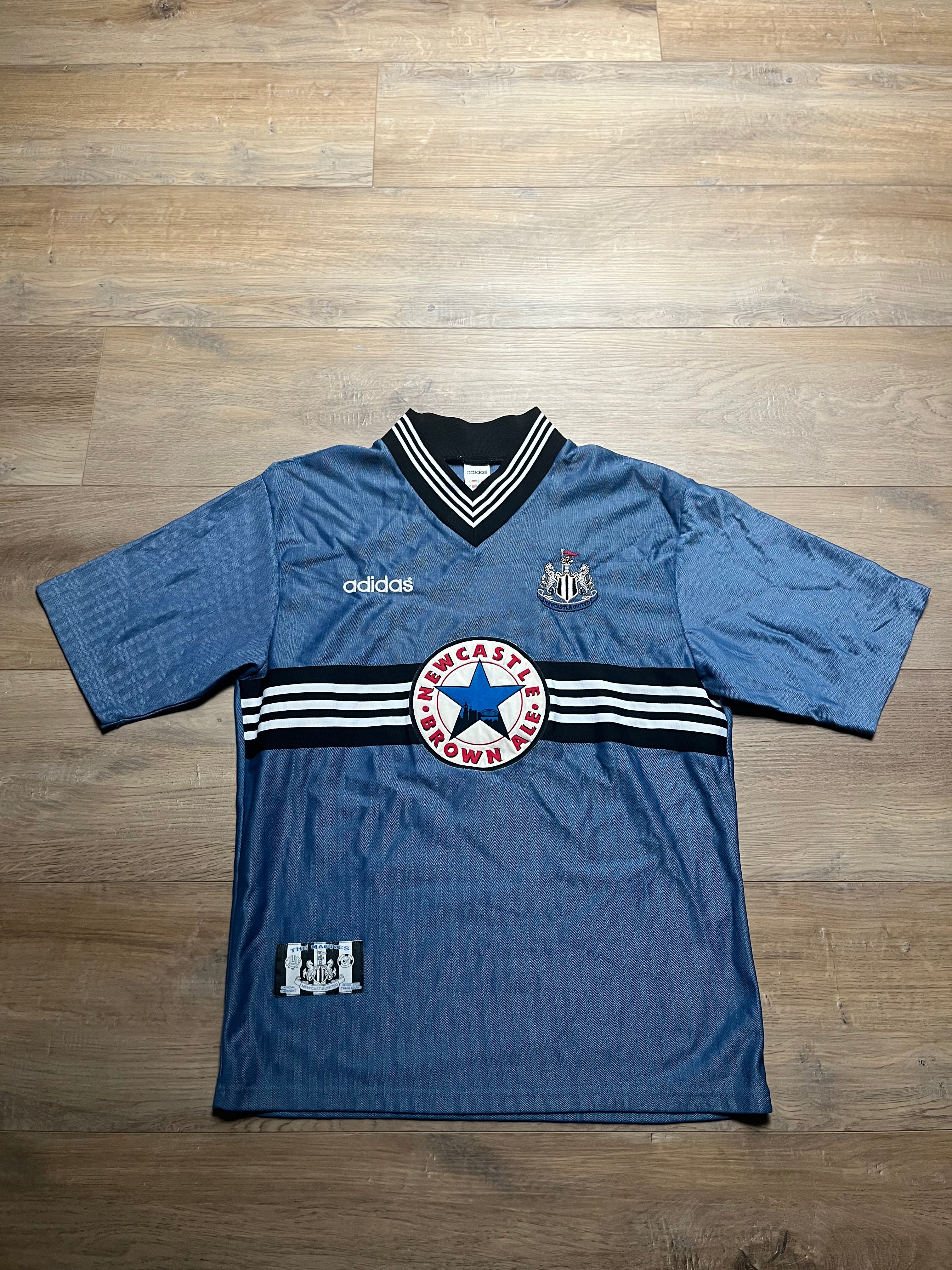 Newcastle 95/96 Away - L