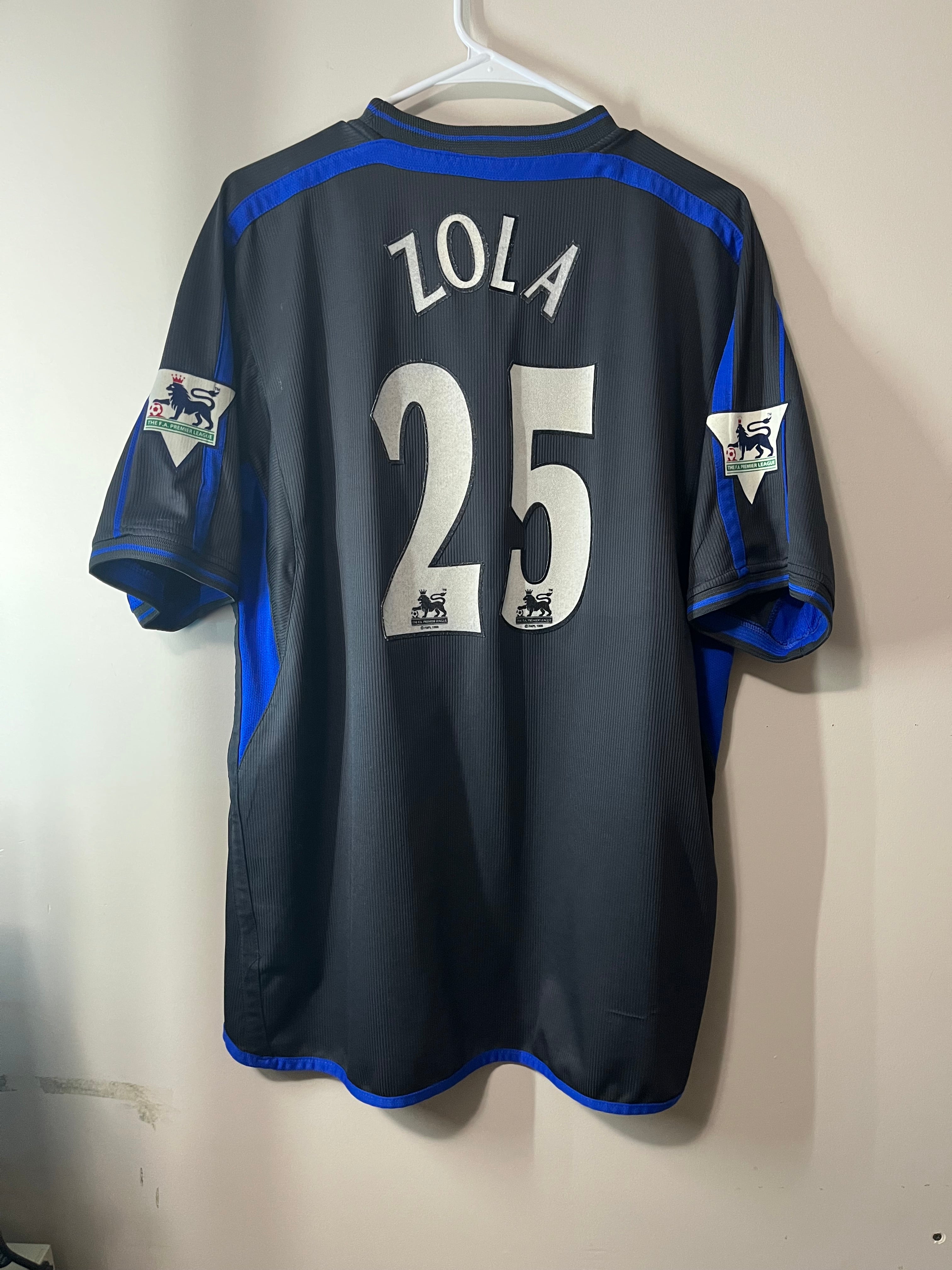 Chelsea 02/03 Away Jersey Zola - XL