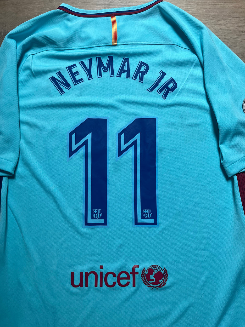 Barcelona 17/18 Away Jersey Neymar Jr. - L