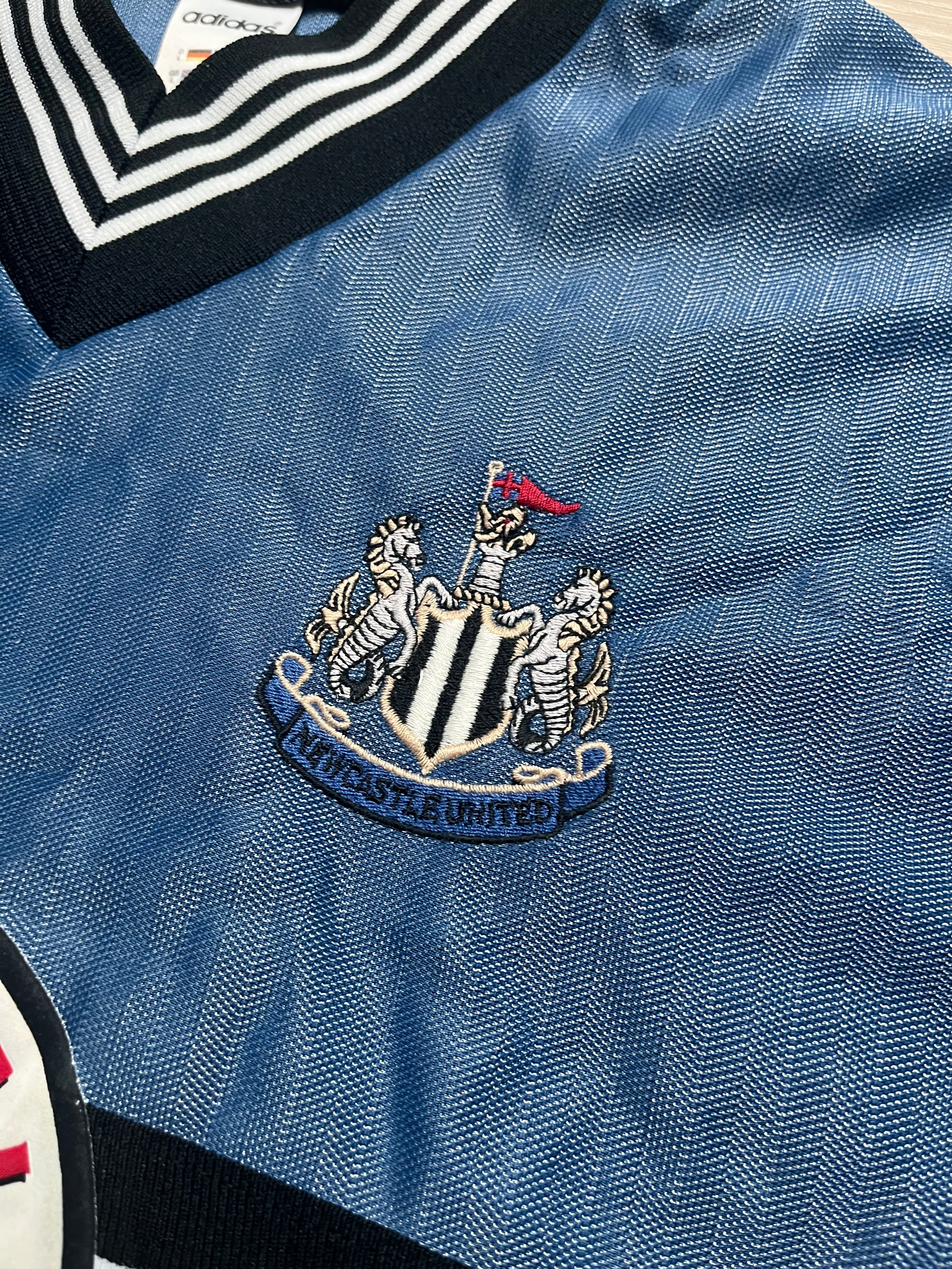 Newcastle 95/96 Away - L